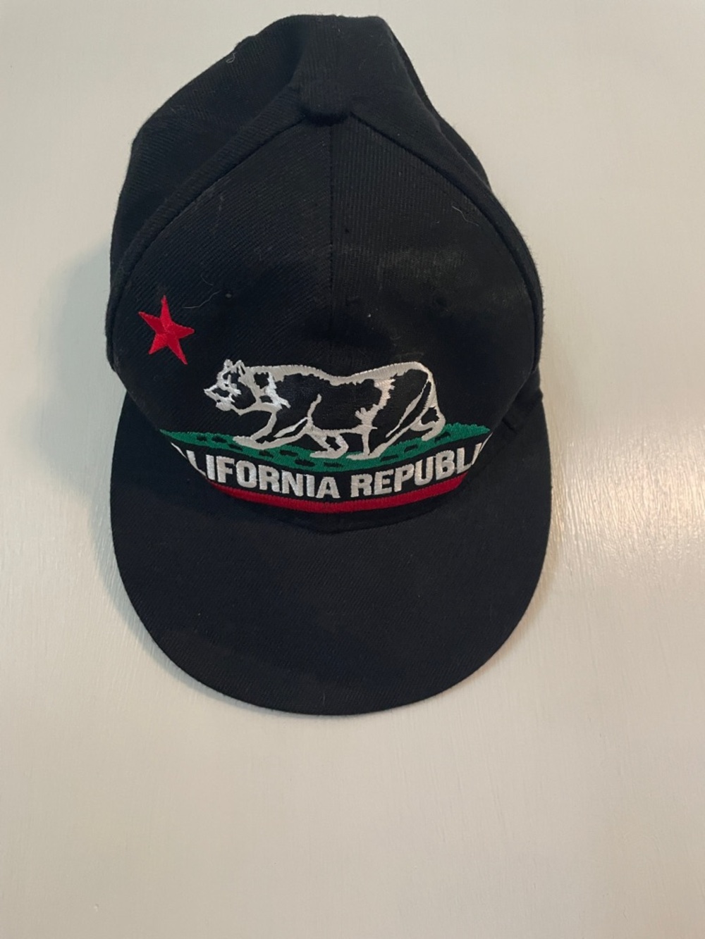 California Republic Black Baseball Cap with Bear & Red Star